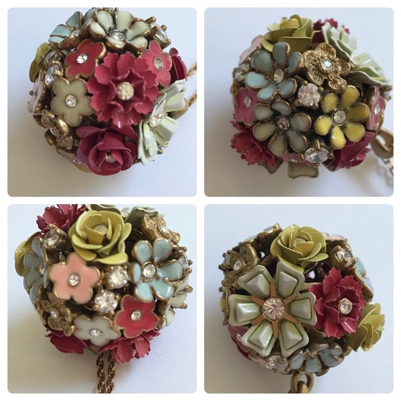 Juicy Couture Floral Cluster Pendant Necklace - Picture 4 of 8